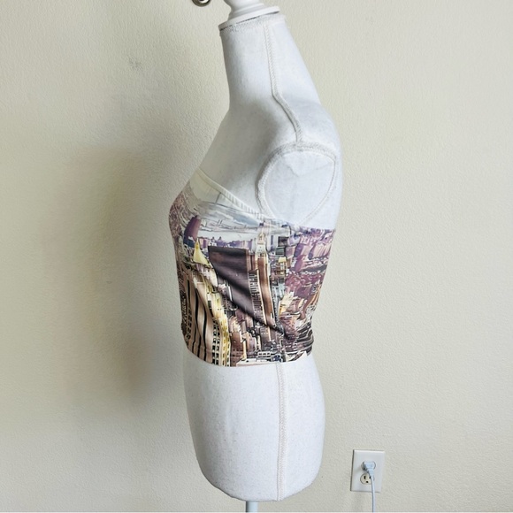 New York Aerial Skyline White Ombré Strapless Tube Top Crop Top - Picture 4 of 4